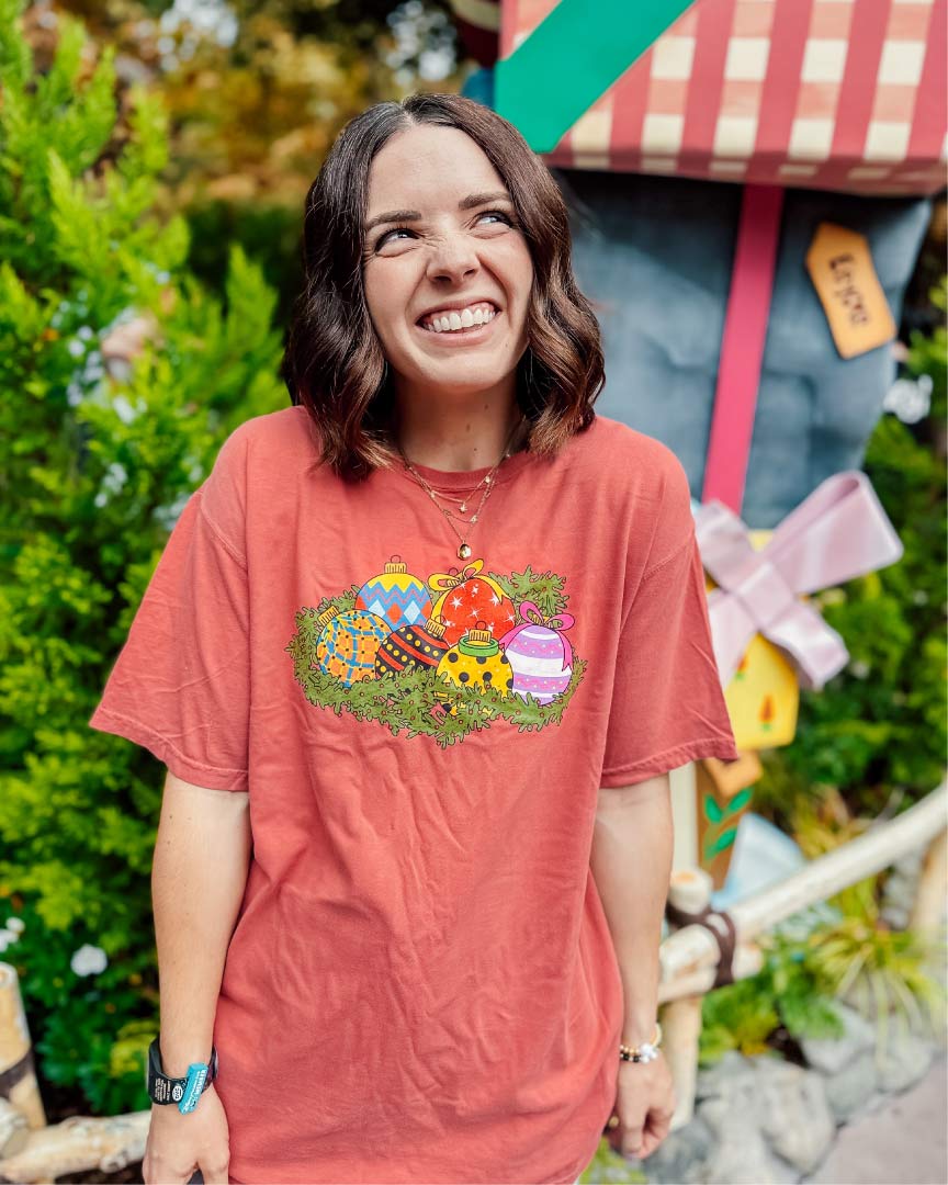 Decoration Sensation Tee