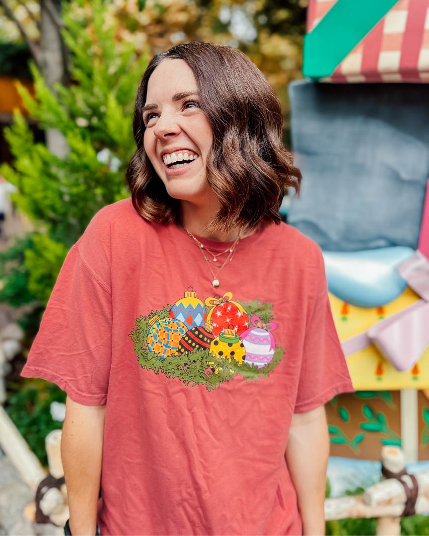 Decoration Sensation Tee