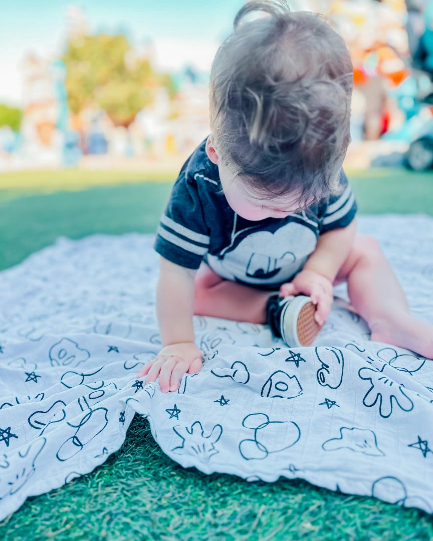 Sketch Muslin Blanket
