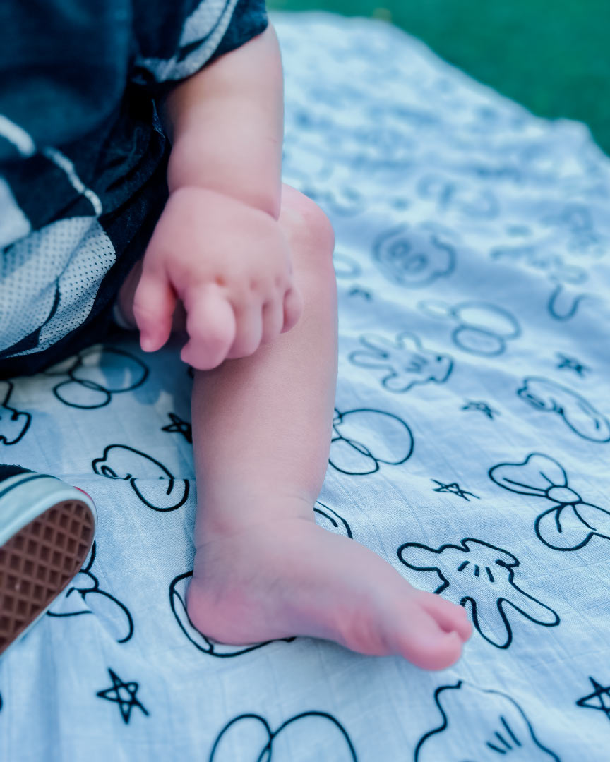 Sketch Muslin Blanket